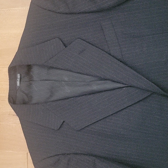 Vintage Oleg Cassini Wool pin stripe blazer - Picture 2 of 7